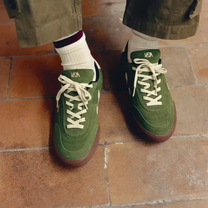 Panenka Wildleder Militar Pierre Bark