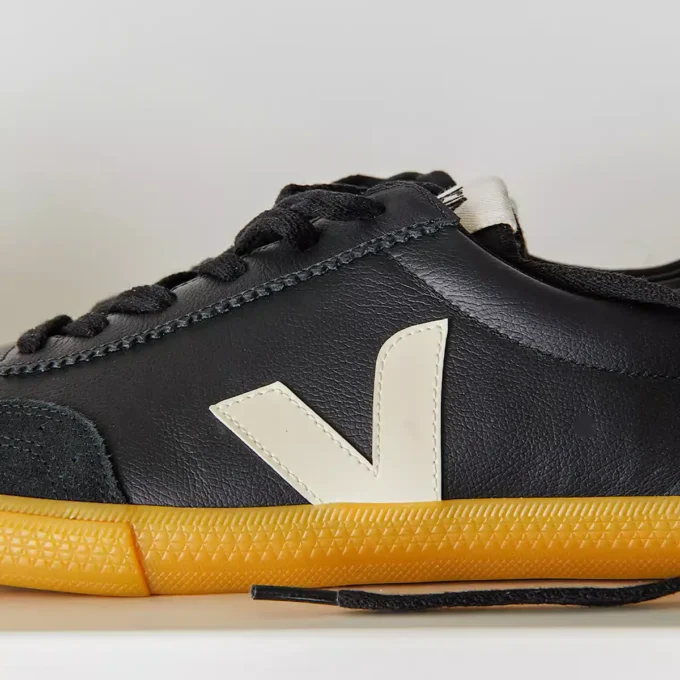 Volley Leder Schwarz Pierre Volley Leder Schwarz Pierre
